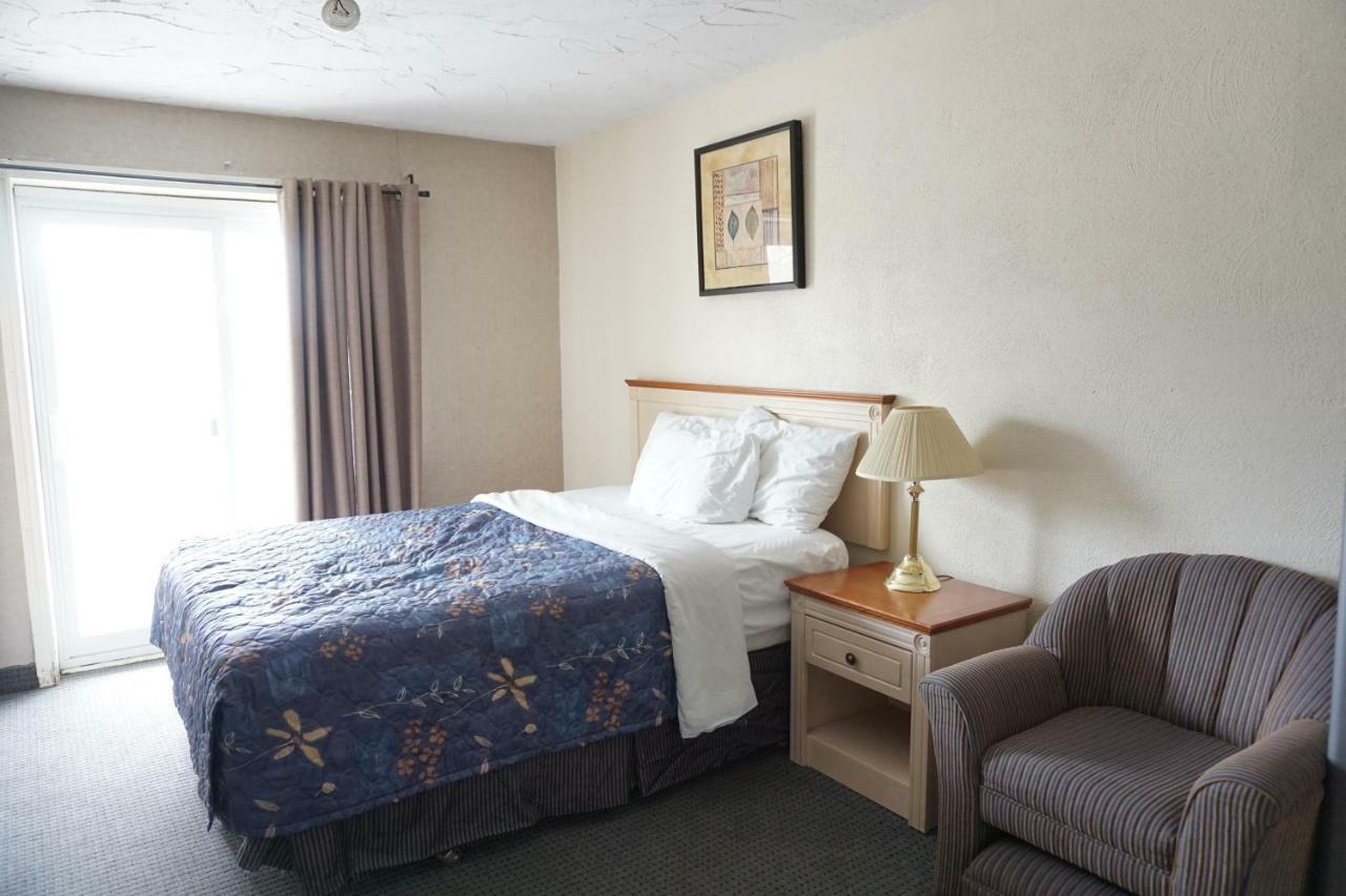 Motel Castle Port Elgin