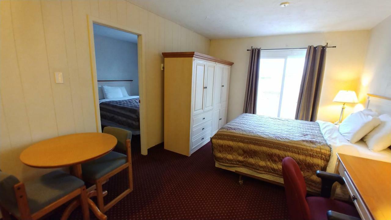 Motel Castle 3*